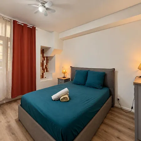 Gold, 500 M Du Centre De Valence Apartment